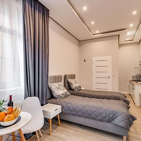 Central Platinum Apartments 27 ريبنيك المظهر الخارجي الصورة